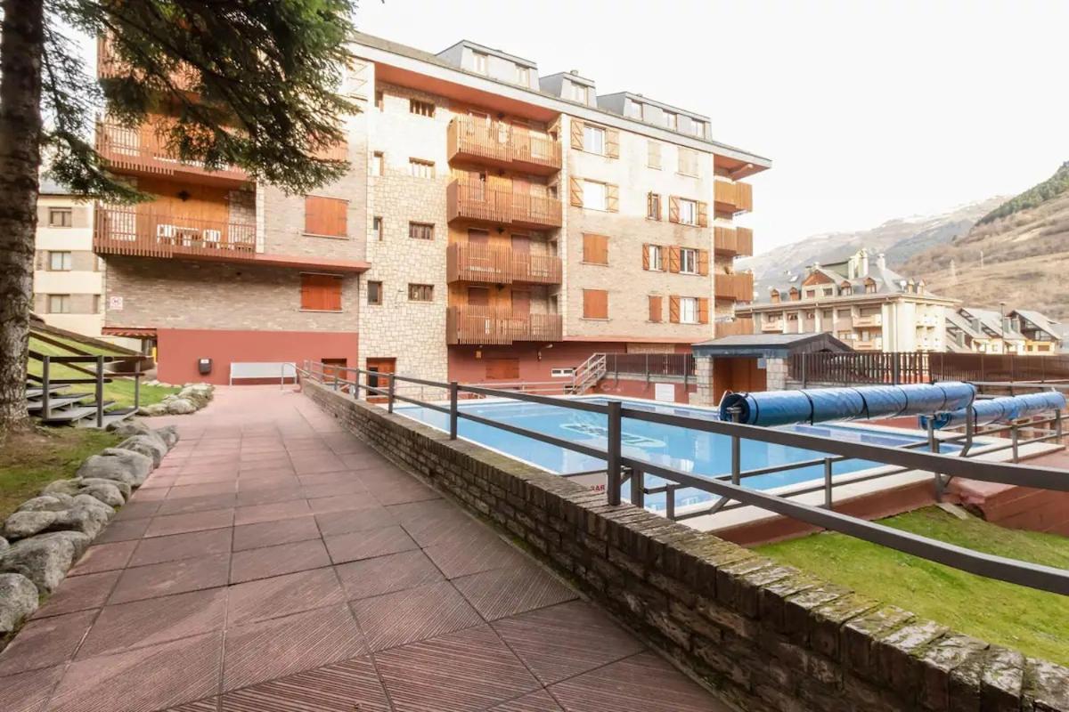 Precioso Atico Duplex En Vielha Para 6 Pax Esterno foto